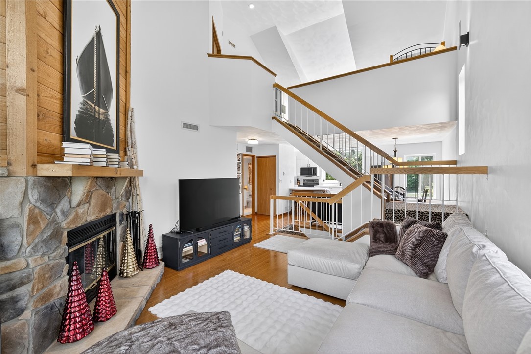 8061 Meadowridge Drive