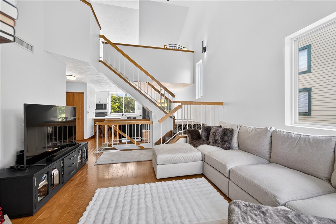 8061 Meadowridge Drive