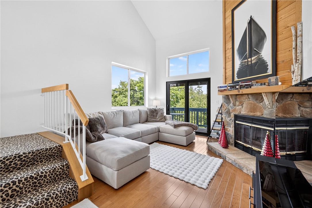 8061 Meadowridge Drive