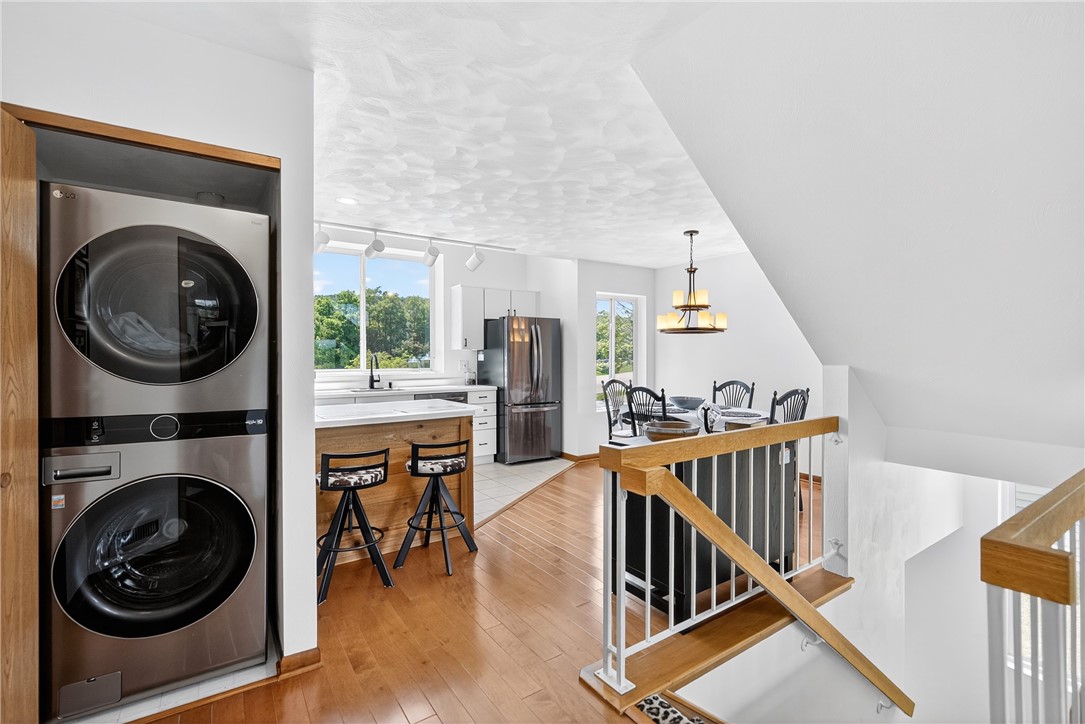 8061 Meadowridge Drive