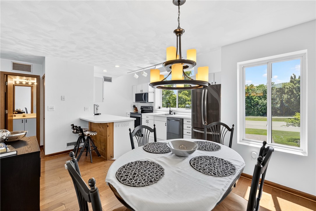 8061 Meadowridge Drive