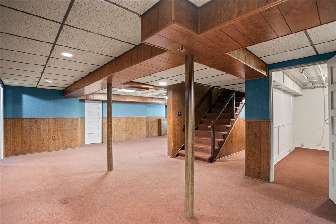 1302 Mount Royal Blvd