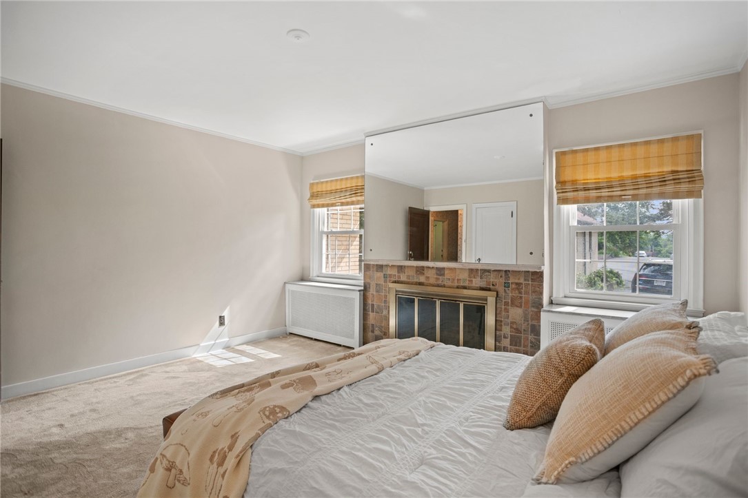 1302 Mount Royal Blvd