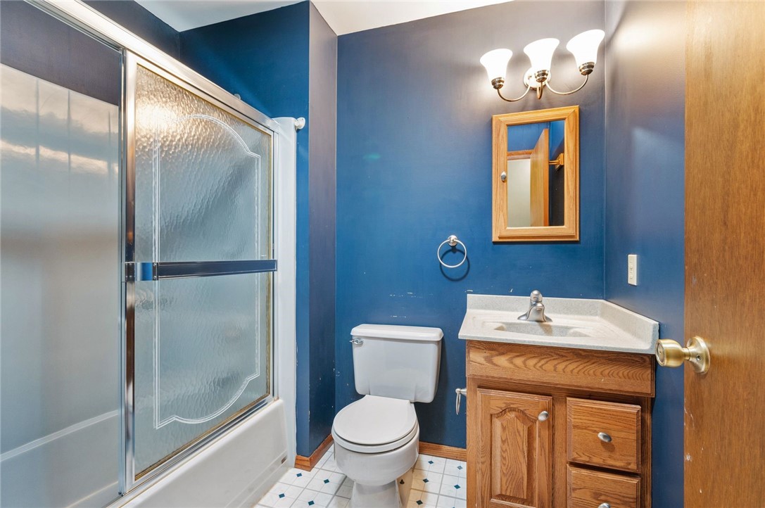 406 S Highlander Heights Dr