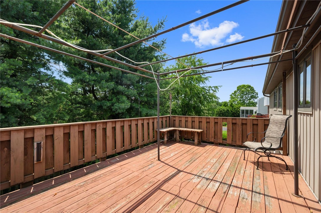 406 S Highlander Heights Dr