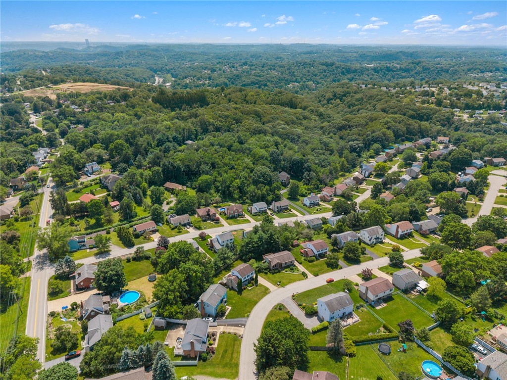 406 S Highlander Heights Dr