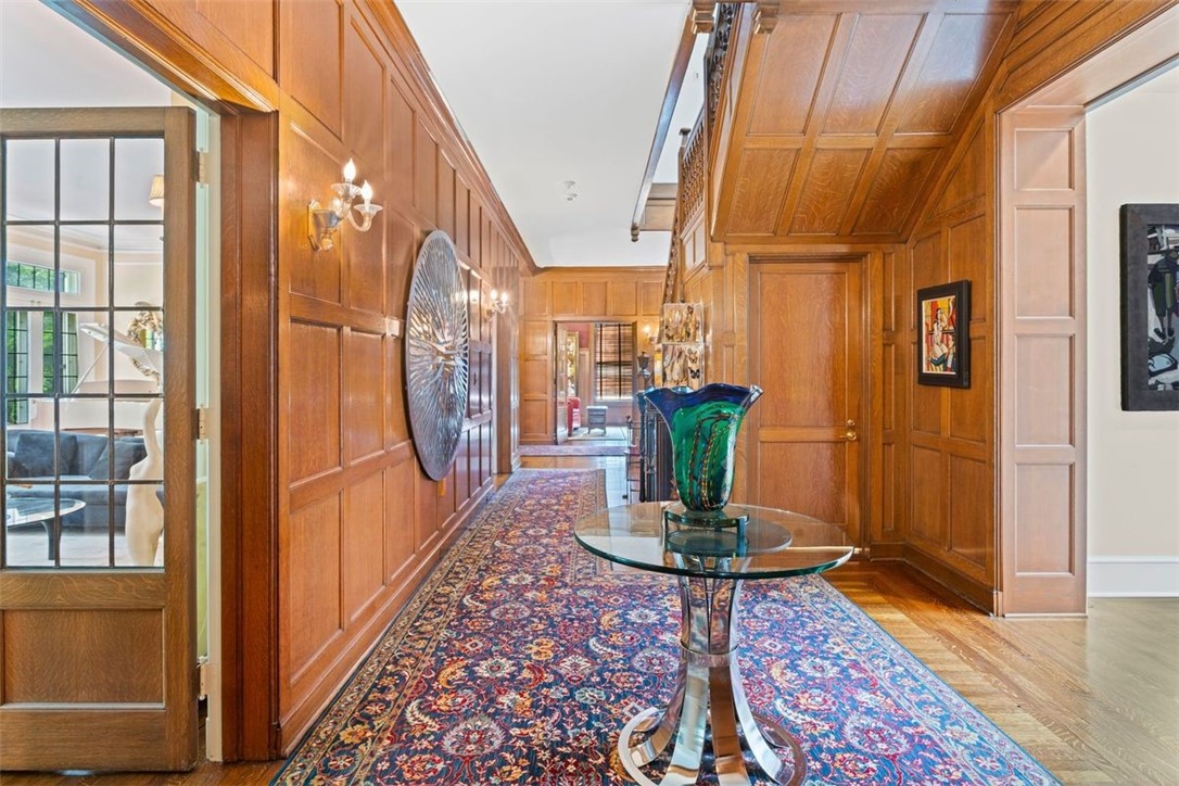 5563 Northumberland Street