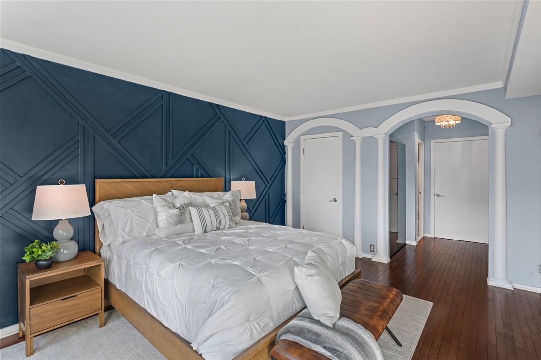 320 Fort Duquesne Blvd 10L