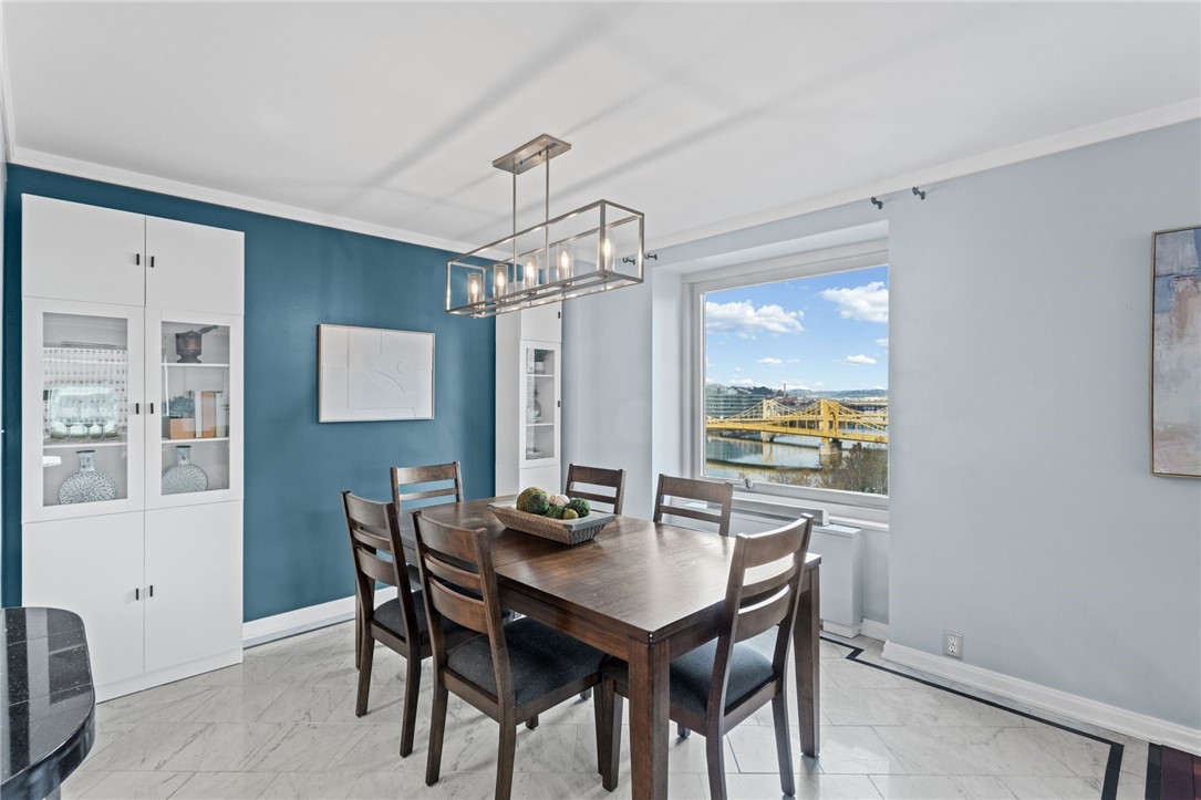 320 Fort Duquesne Blvd 10L