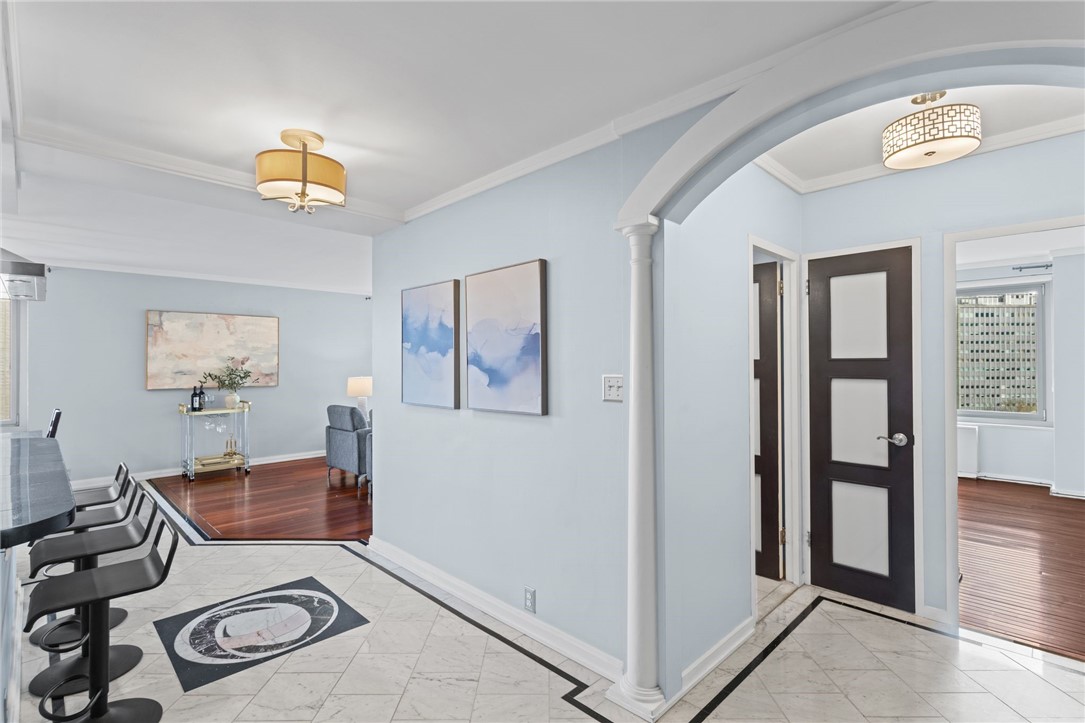 320 Fort Duquesne Blvd 10L