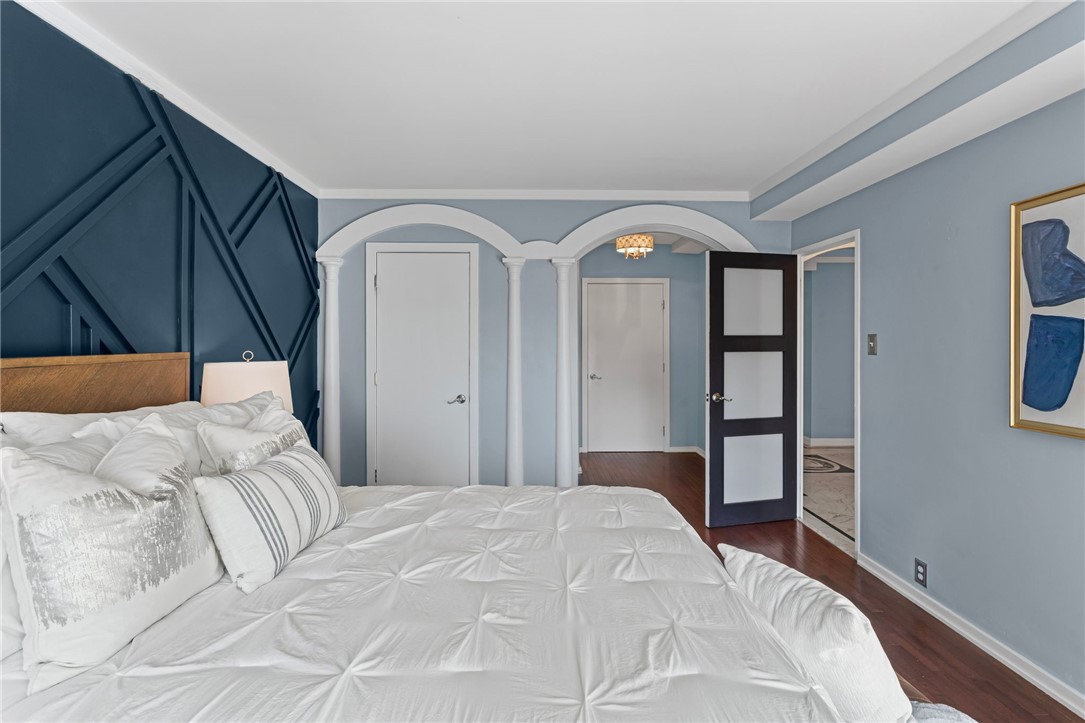 320 Fort Duquesne Blvd 10L