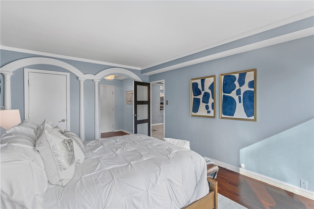 320 Fort Duquesne Blvd 10L