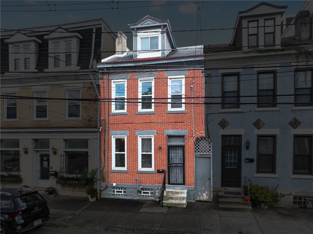 2422 Jane St