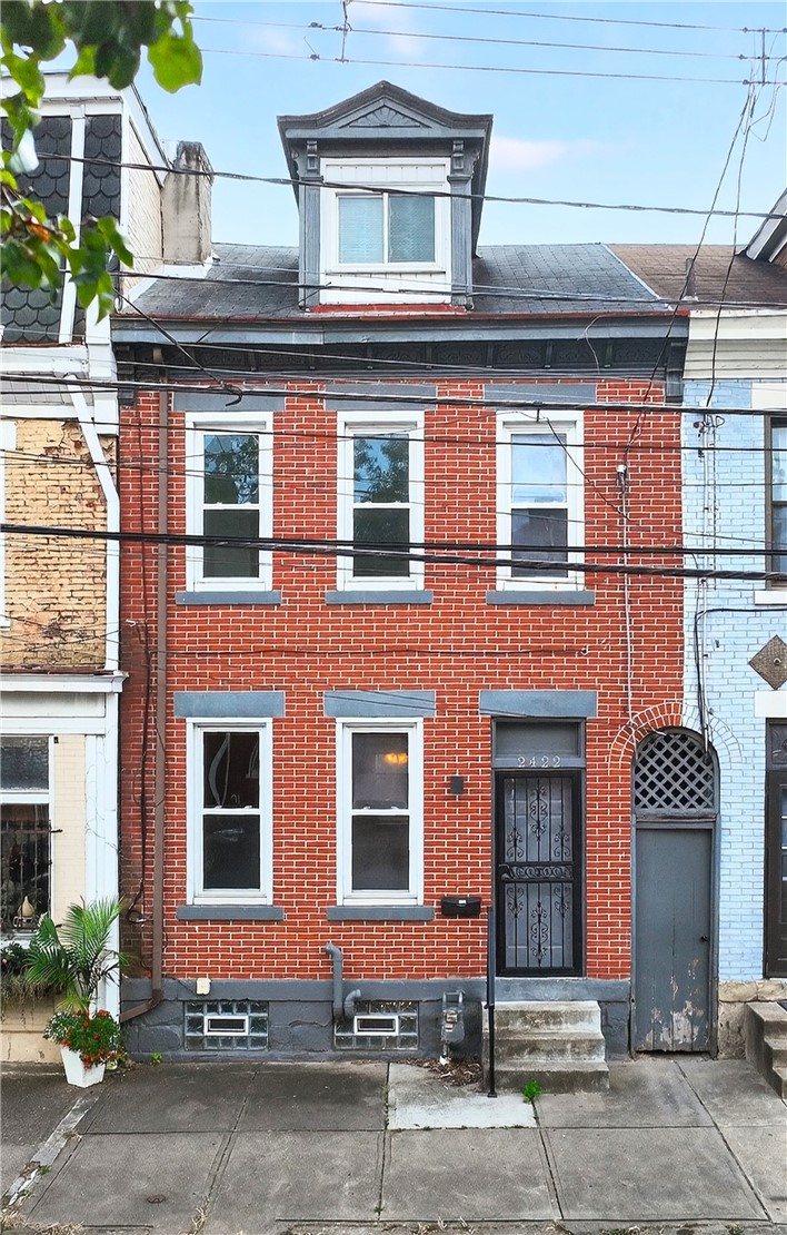 2422 Jane St
