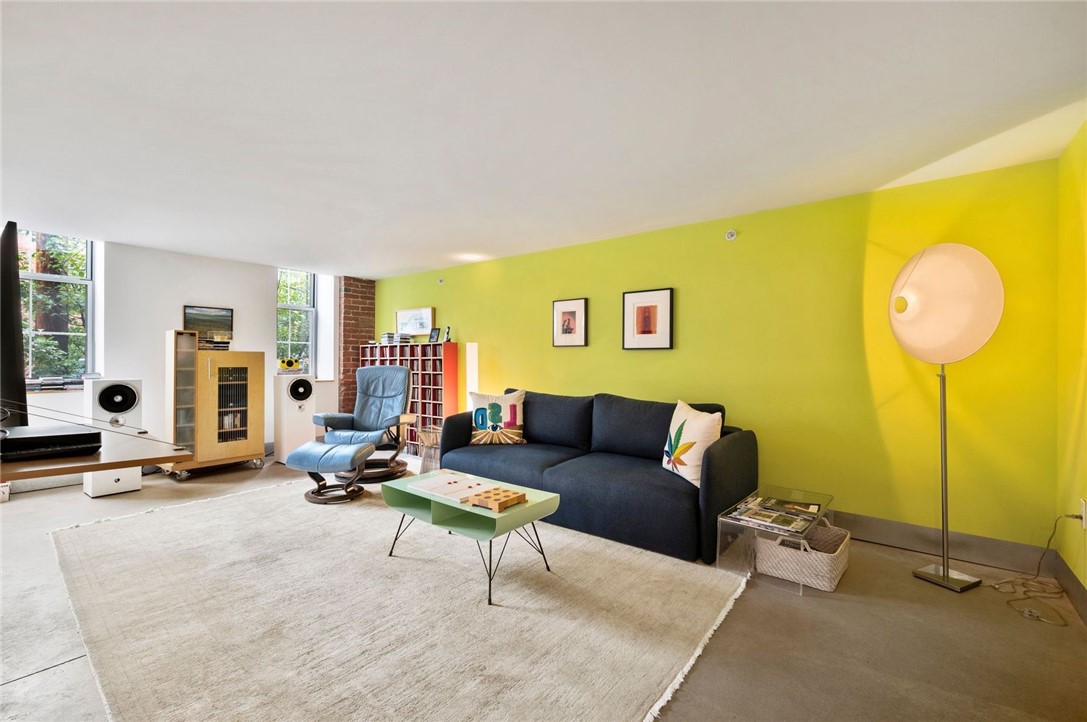 1536 Colwell Street 1