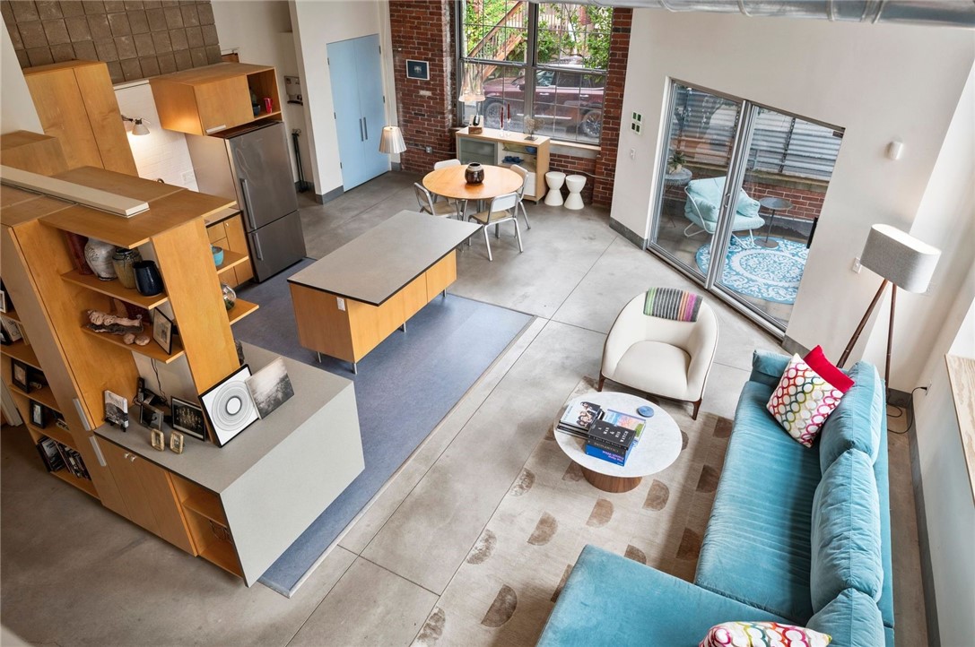 1536 Colwell Street 1