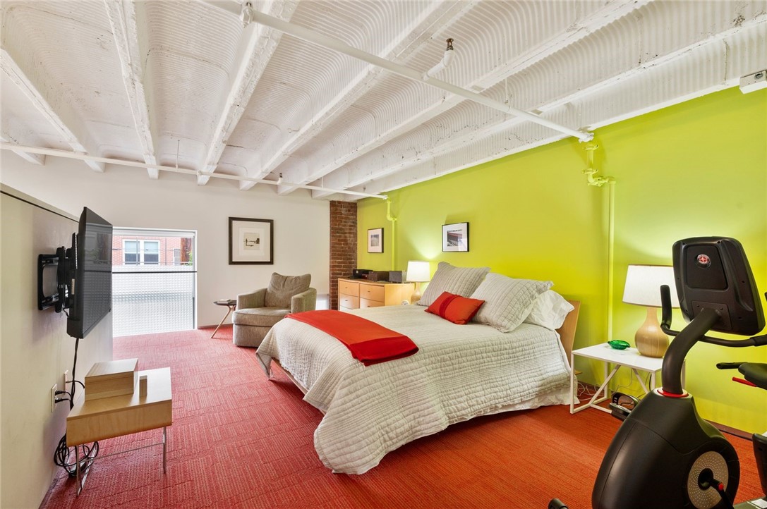 1536 Colwell Street 1