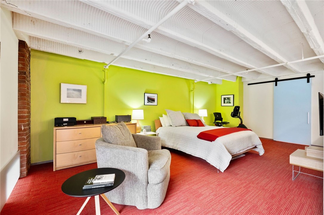 1536 Colwell Street 1