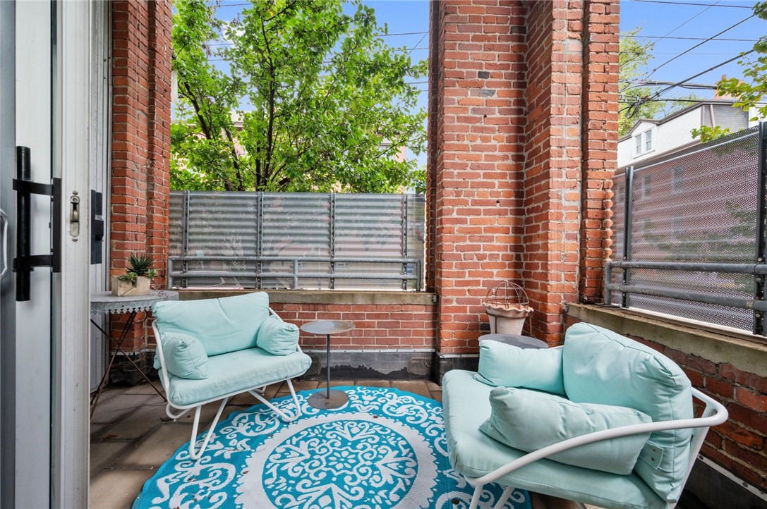 1536 Colwell Street 1