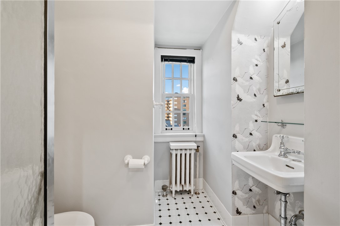 166 N Dithridge St PH5A