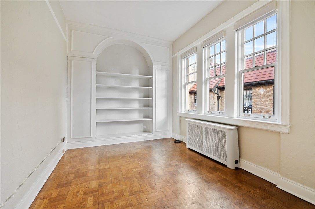 166 N Dithridge St PH5A