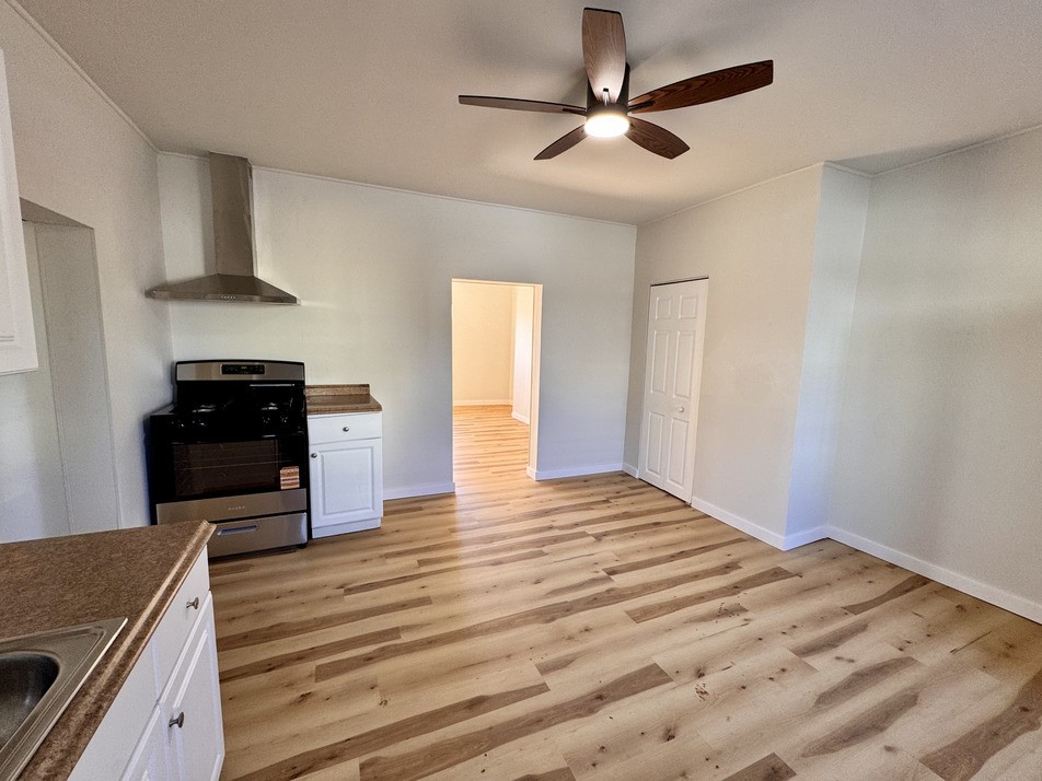 1332 Goettman Steet 3