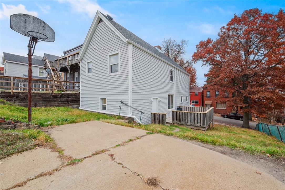 620 Montclair Street