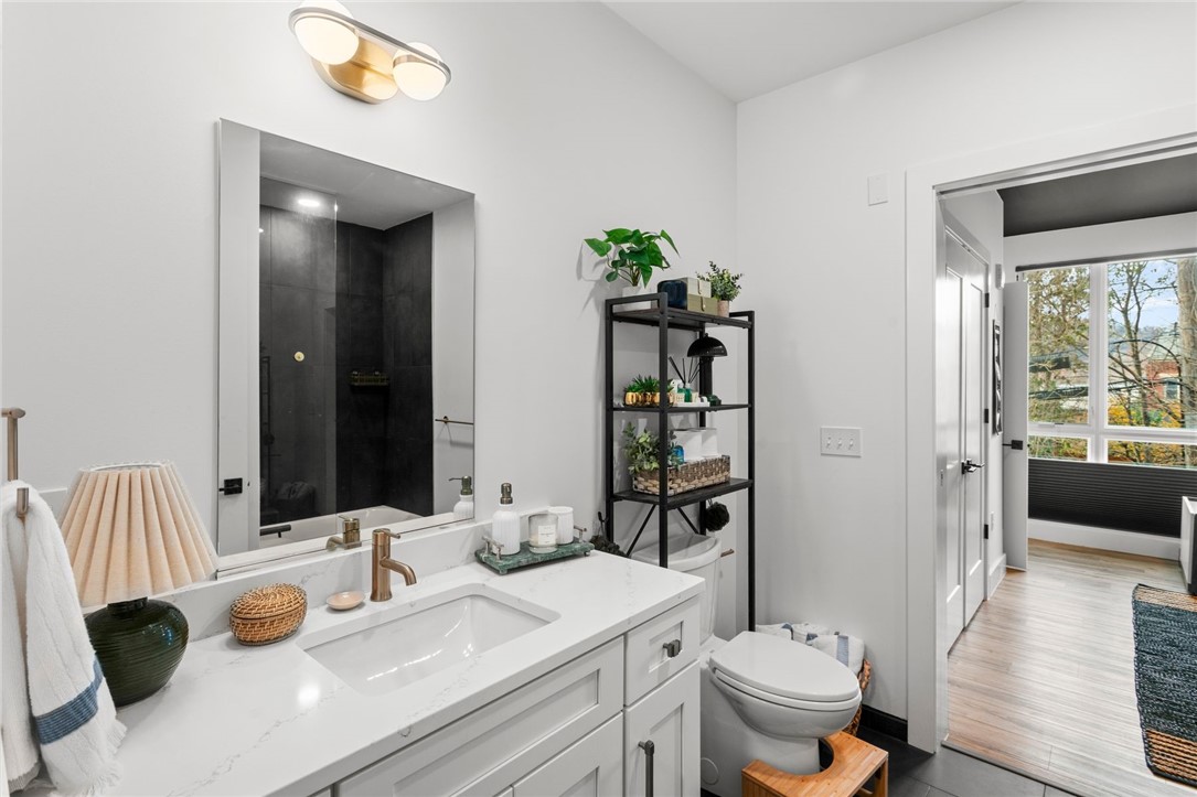 3725 Butler Street 209