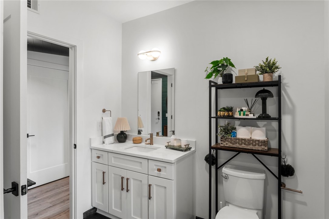 3725 Butler Street 209