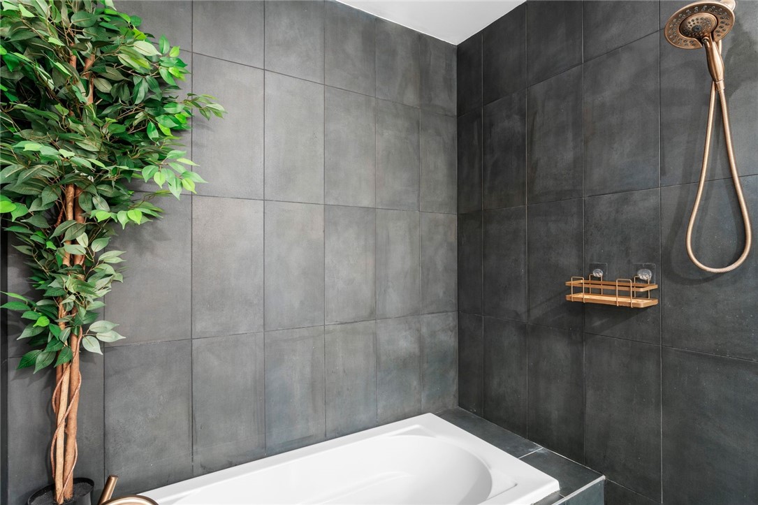 3725 Butler Street 209