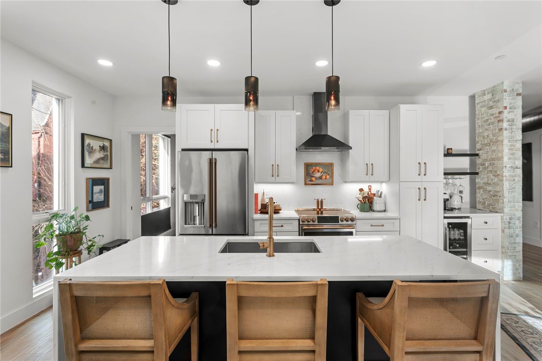 3725 Butler Street 209