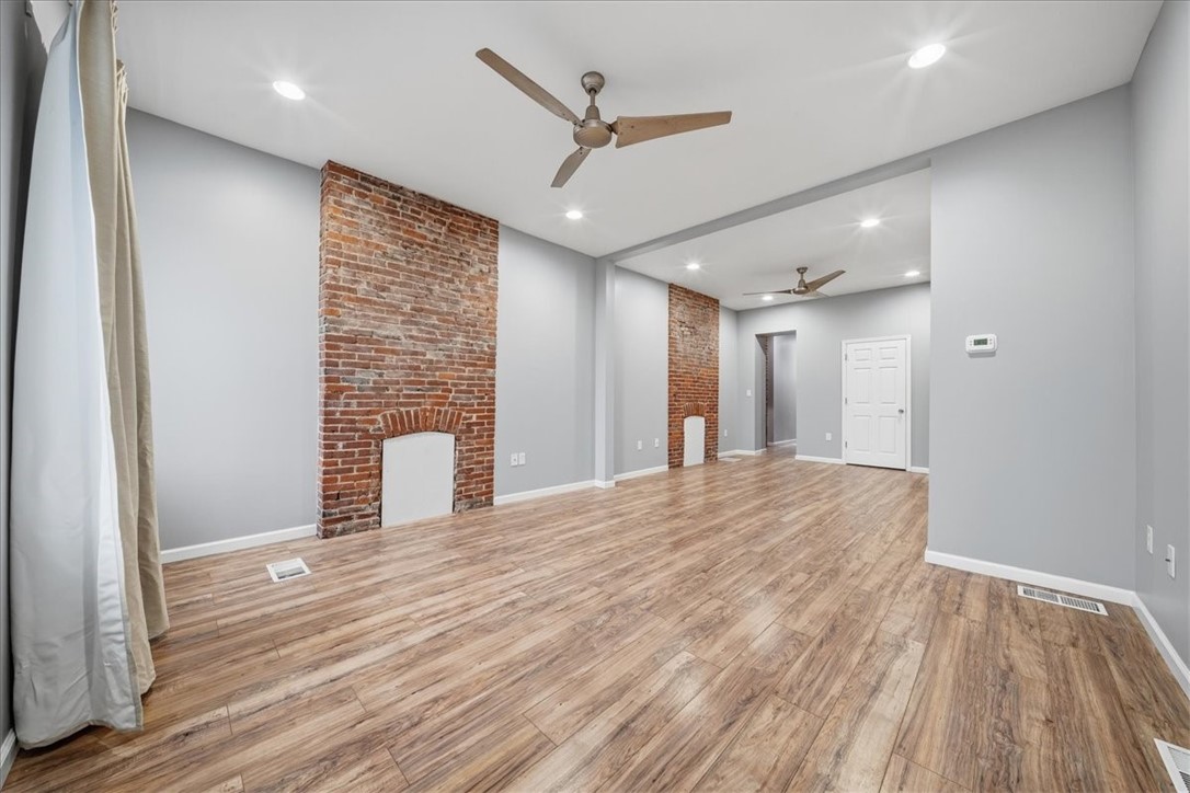 2403 Wrights Way