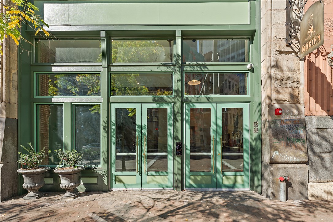 915 Liberty Avenue 401