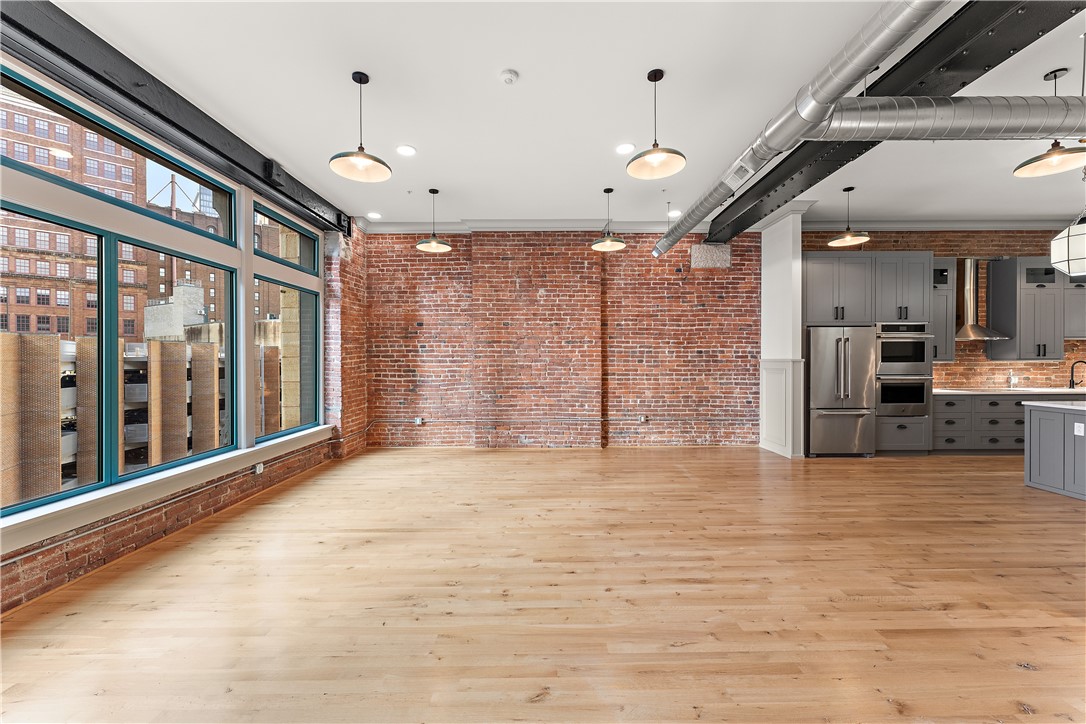 915 Liberty Avenue 501