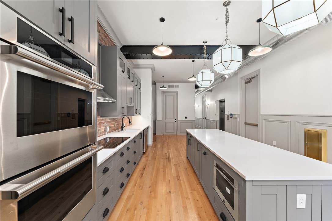 915 Liberty Avenue 501