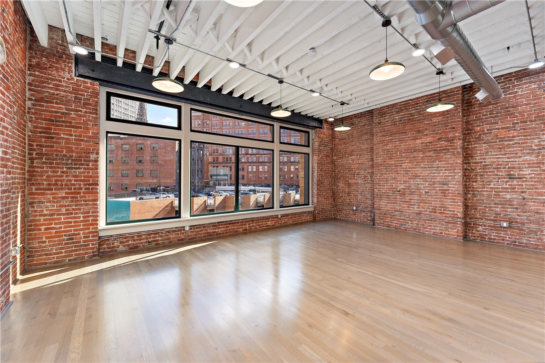 915 Liberty Avenue 601