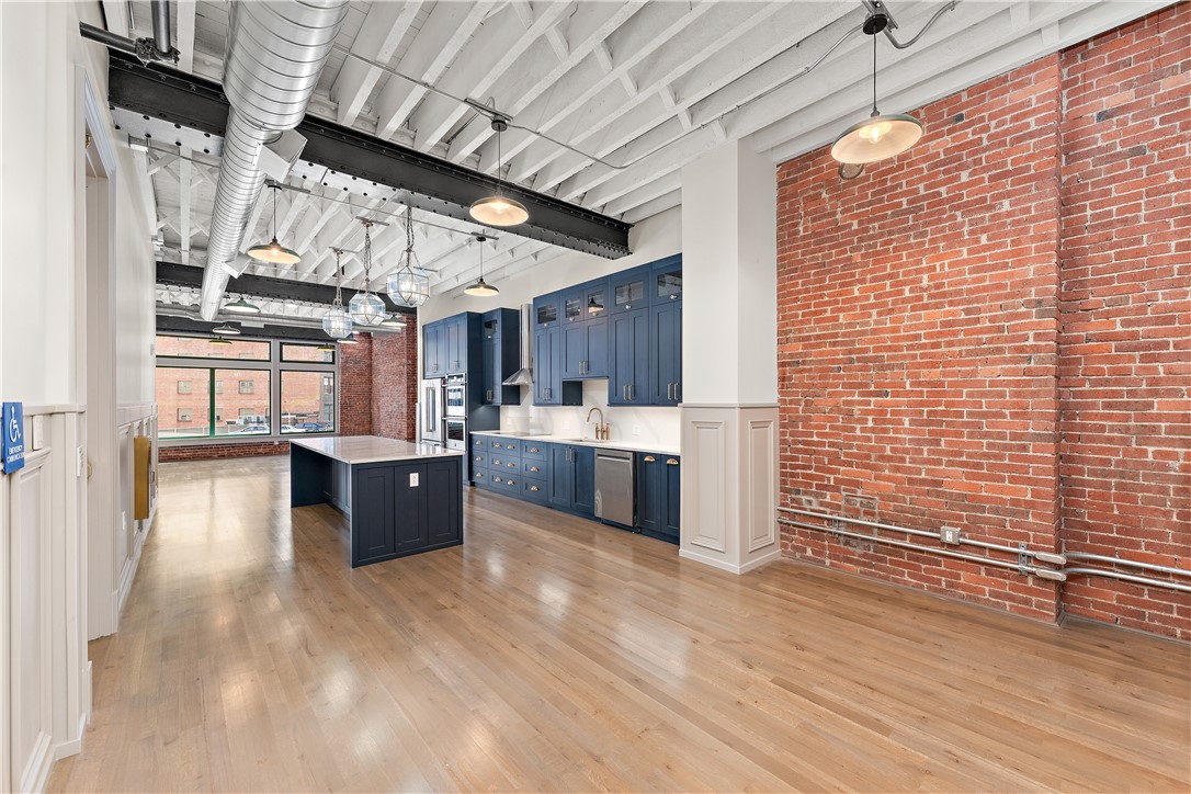 915 Liberty Avenue 601