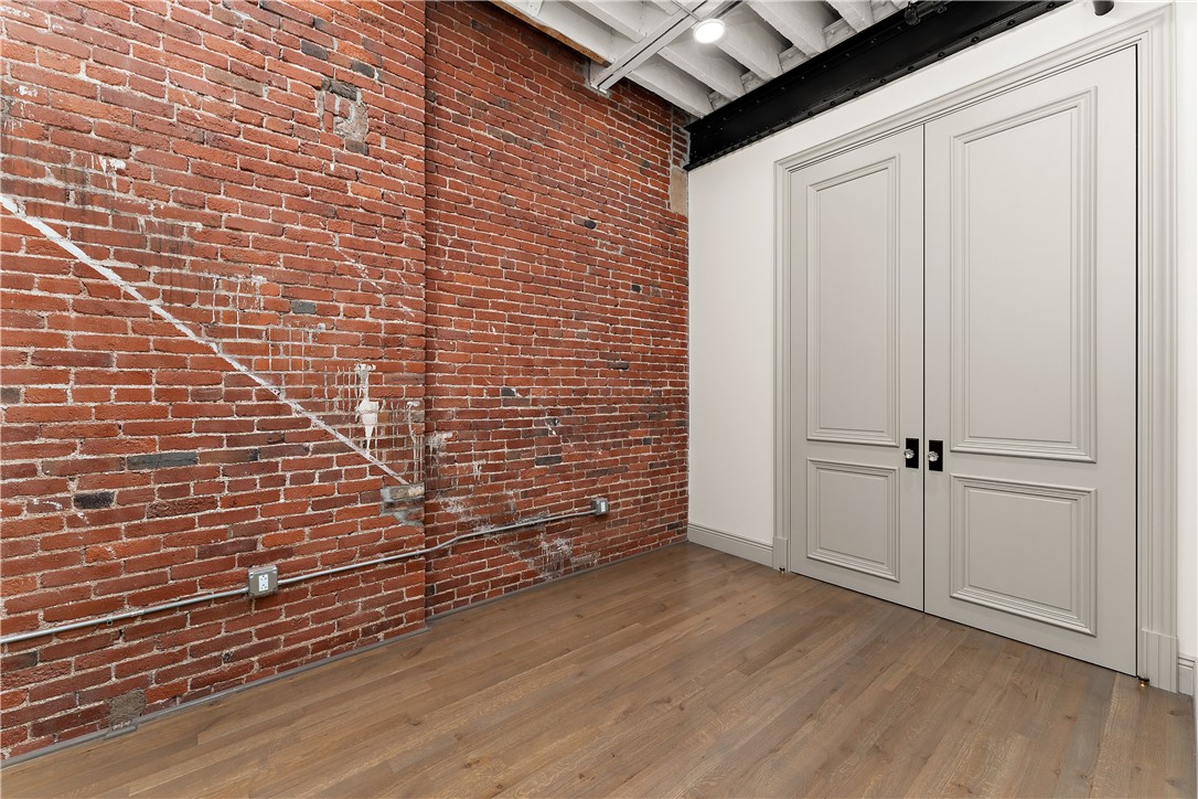 915 Liberty Avenue 601