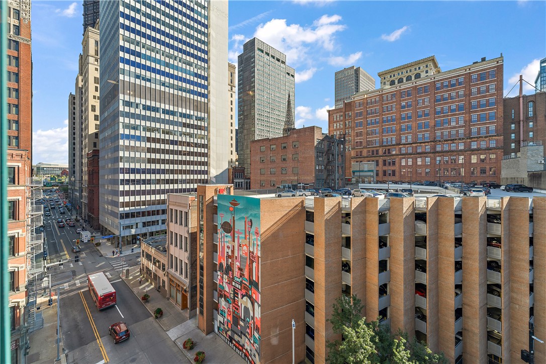 915 Liberty Avenue 601