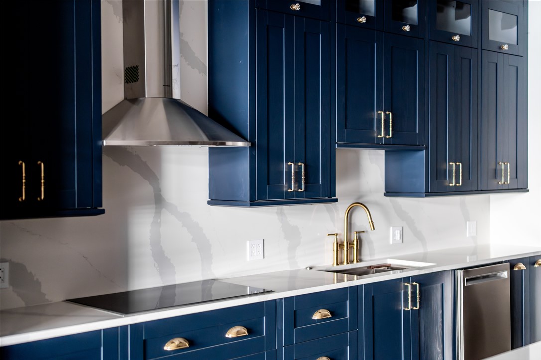 915 Liberty Avenue 601