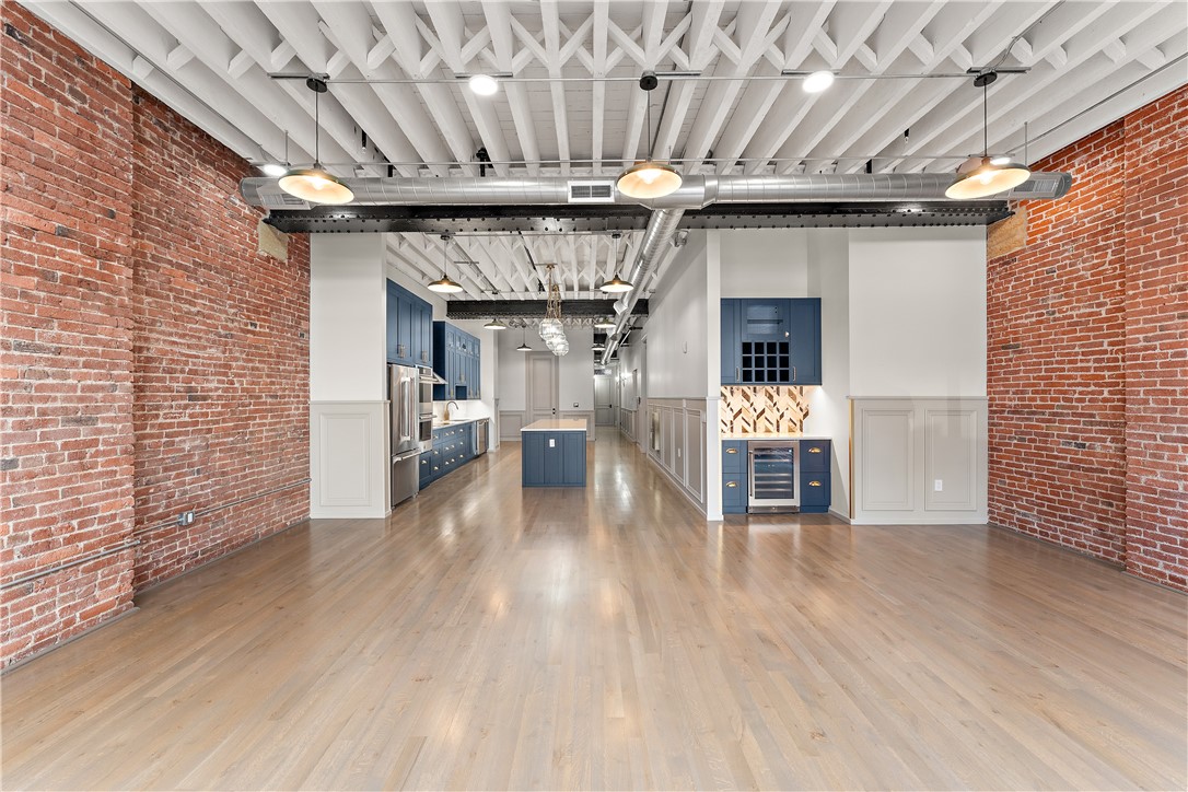 915 Liberty Avenue 601