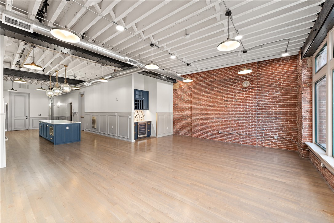 915 Liberty Avenue 601