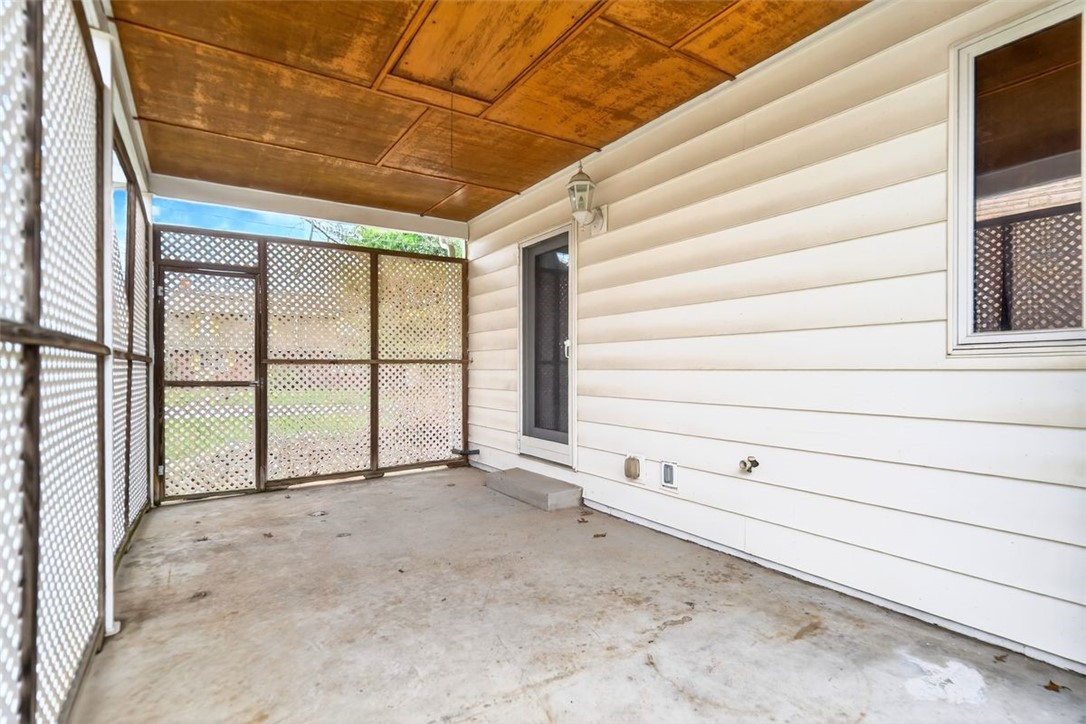 2 Terraceview Ave