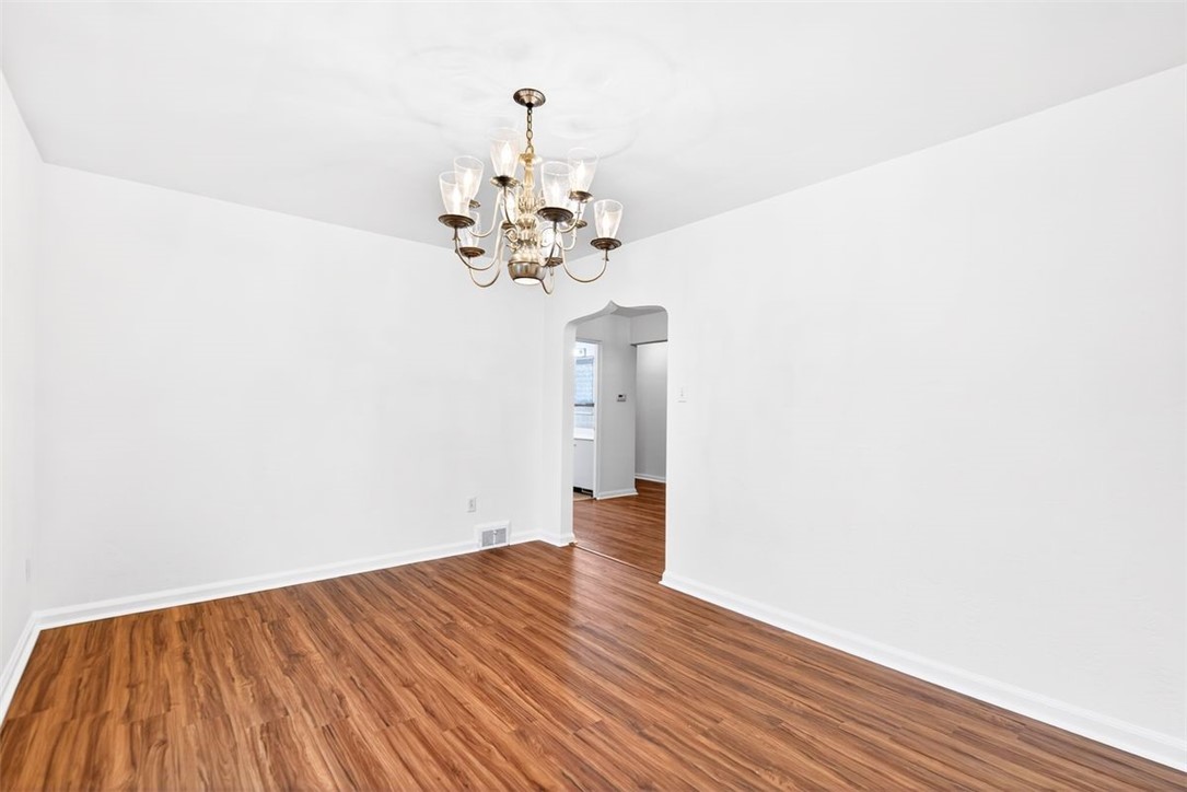 2 Terraceview Ave