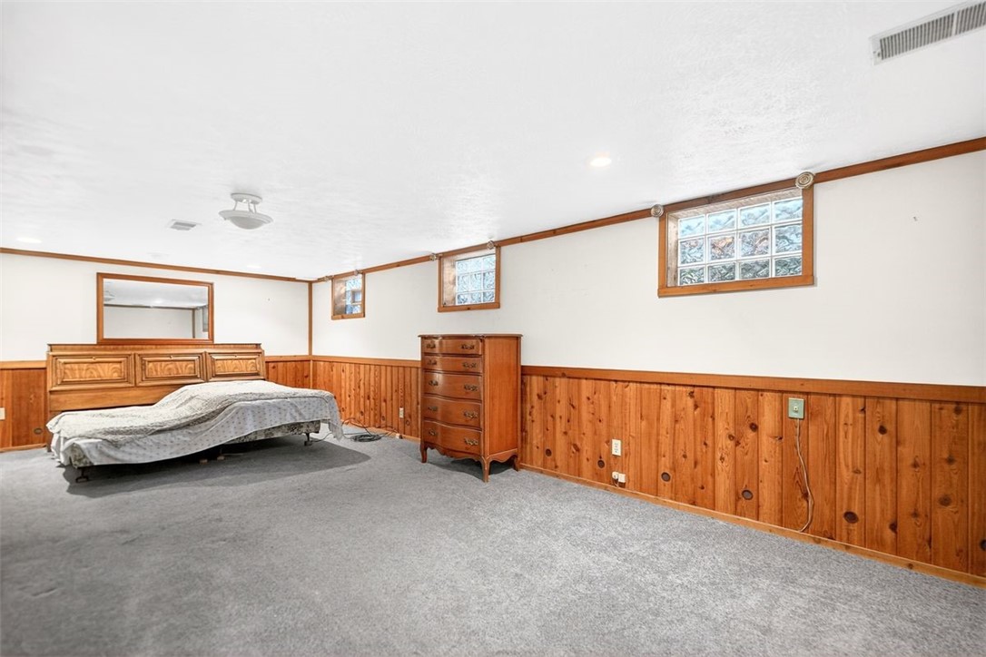 2 Terraceview Ave