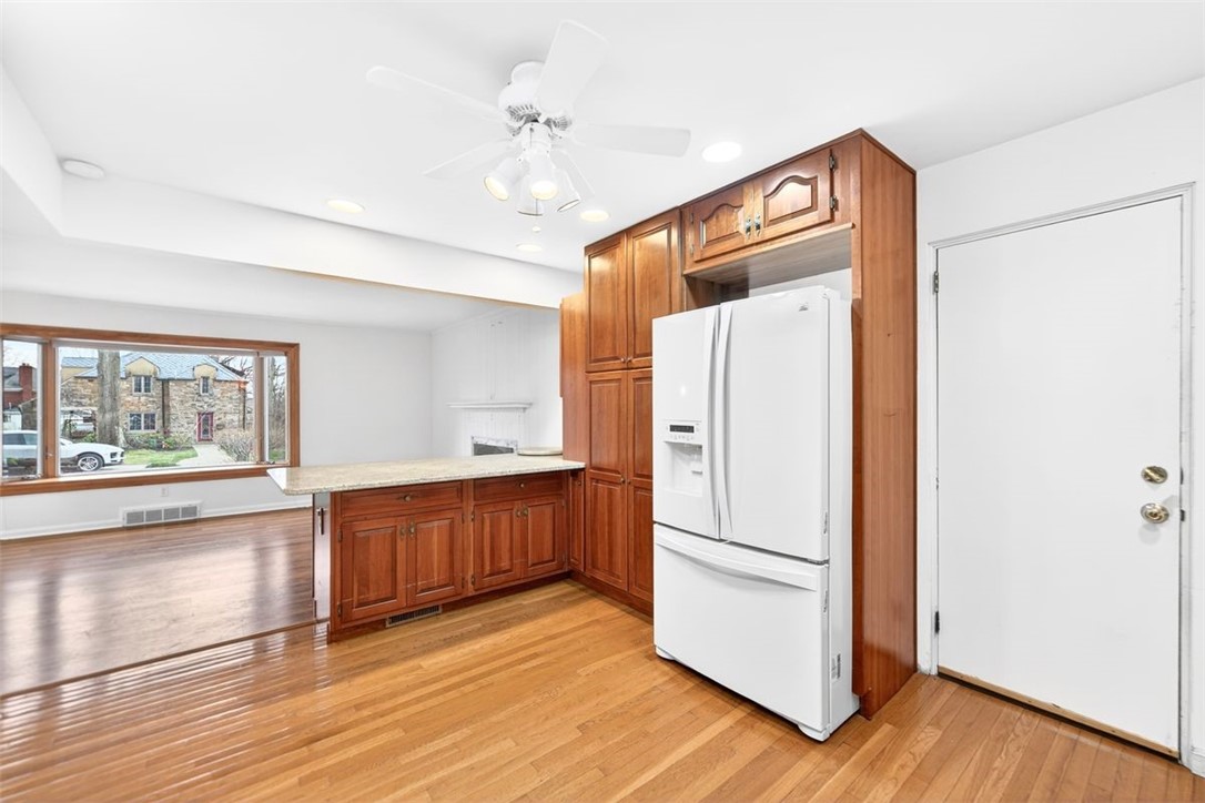 2 Terraceview Ave