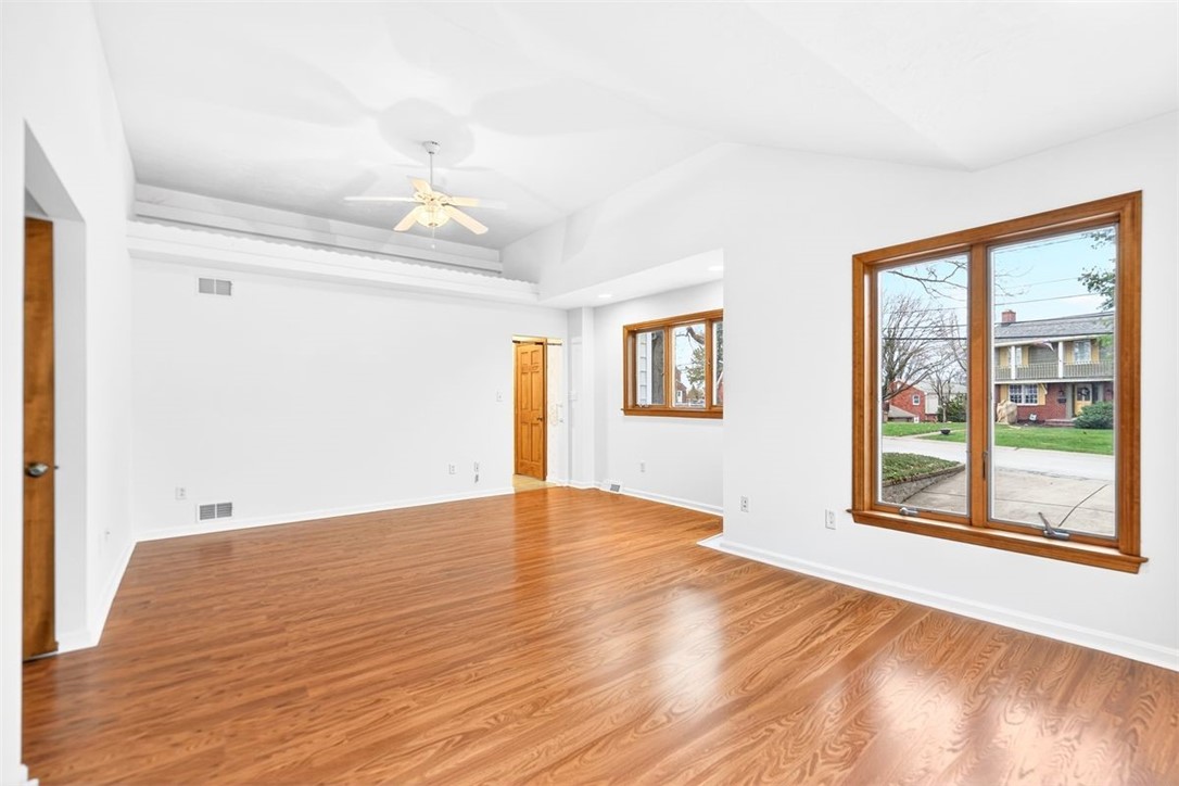 2 Terraceview Ave