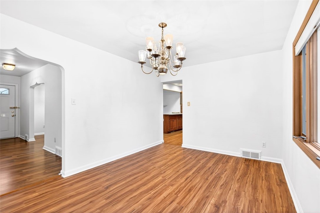 2 Terraceview Ave