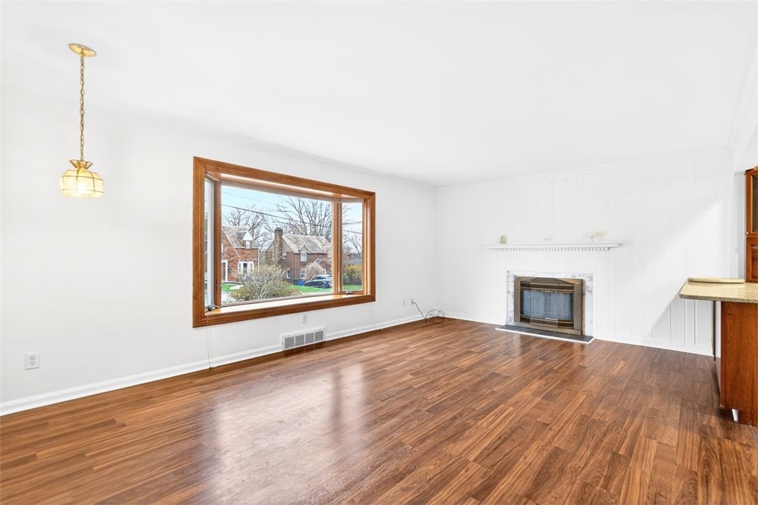 2 Terraceview Ave