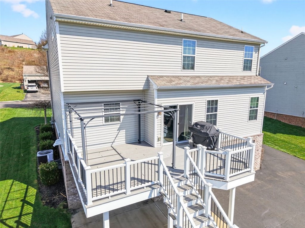 6021 Independence Dr